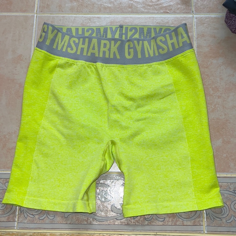 Gymshark shorts, size medium, IN GREAT CONDITION